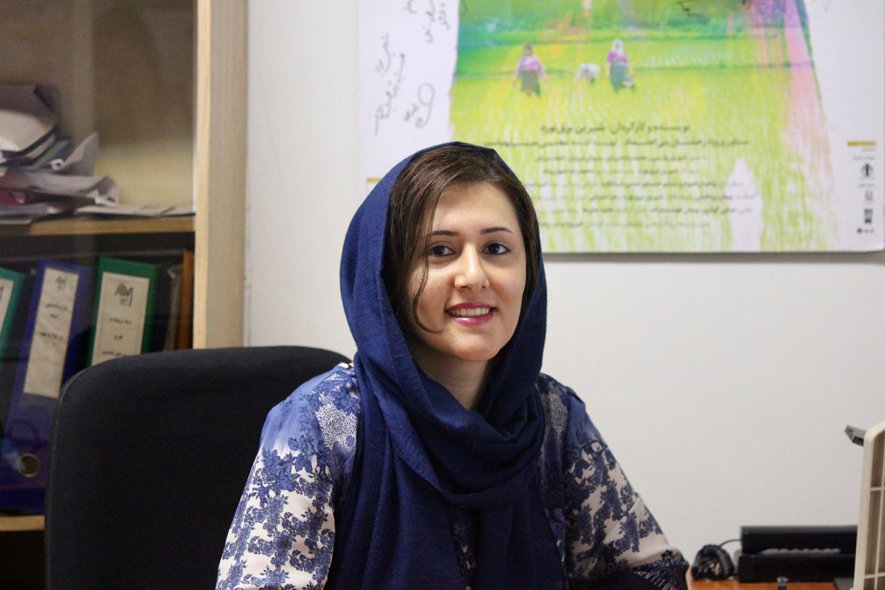 نیلوفر لهراسبی